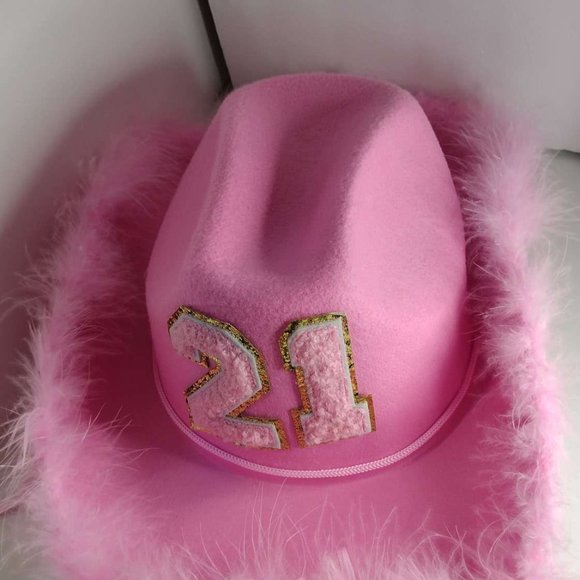 NEW 21 Birthday Cowgirl Hat with Fluffy Feathers Glasses Novelty Cowboy pink Hat - Picture 5 of 7